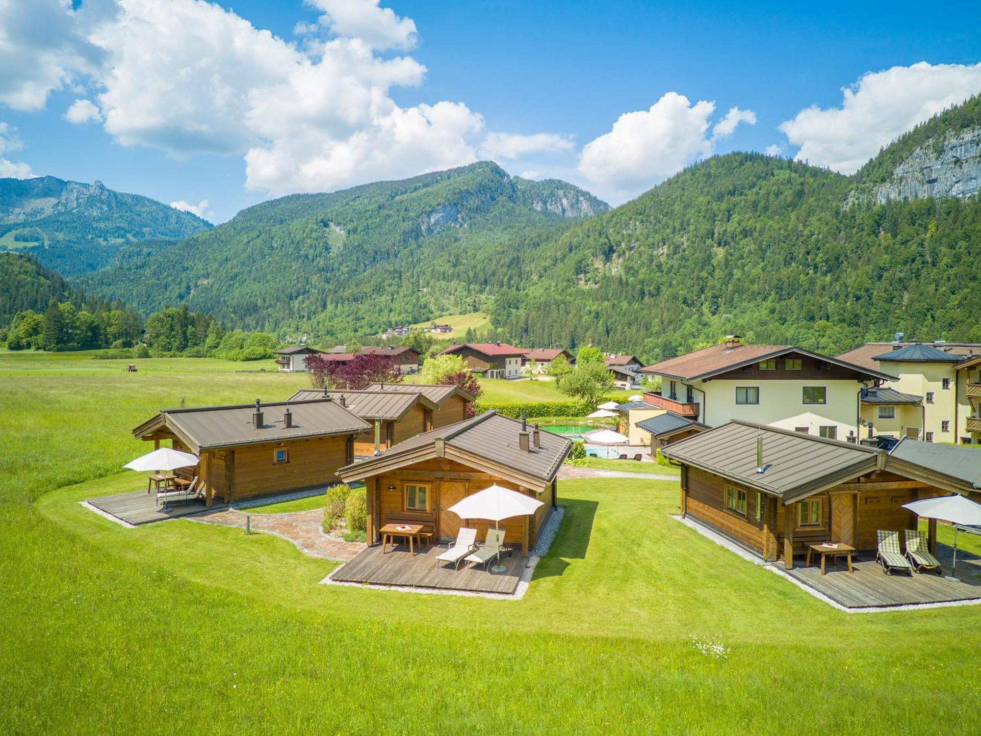 Hotel Vitaloase Zu Den Drei Bruedern Unken Exteriör bild